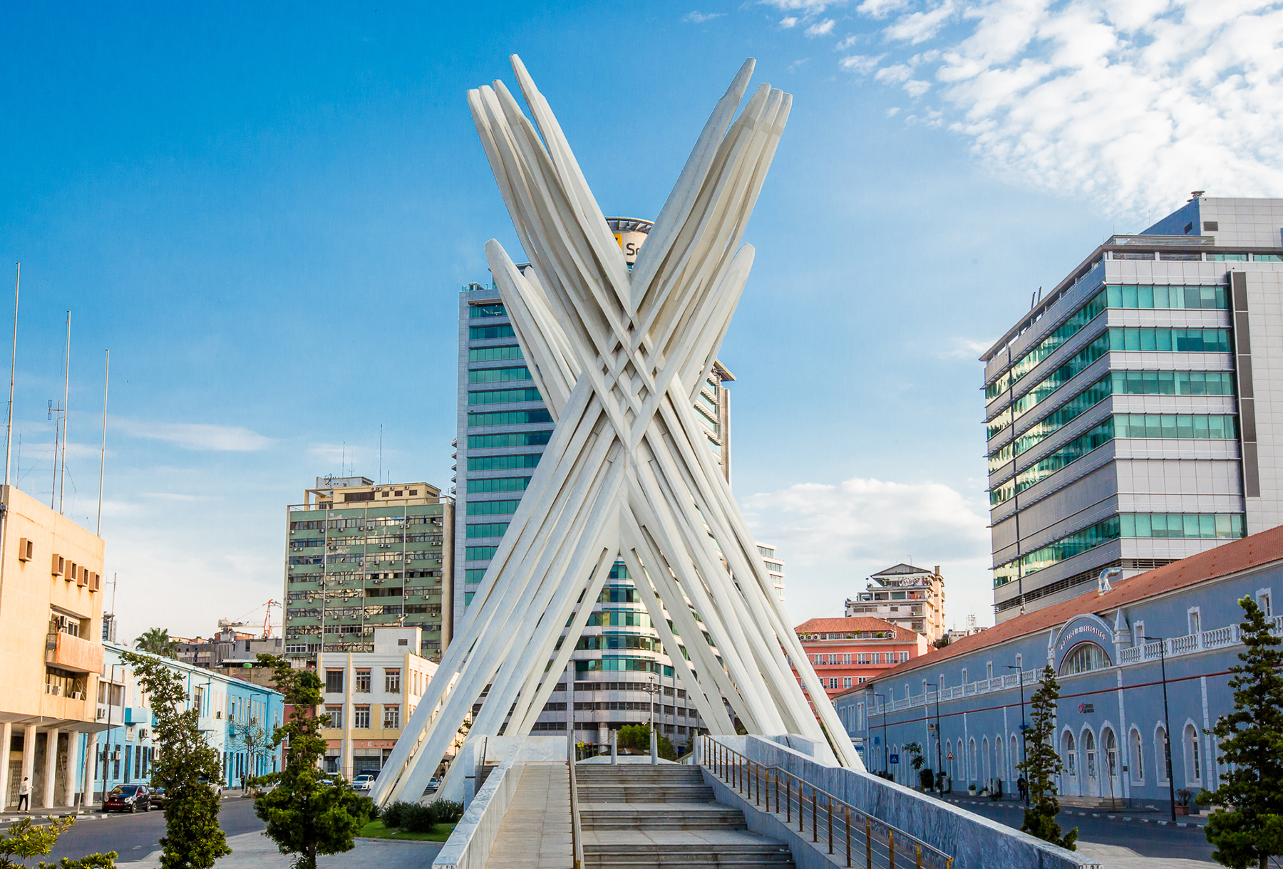 Monumento ao Soldado Desconhecido - Luanda
