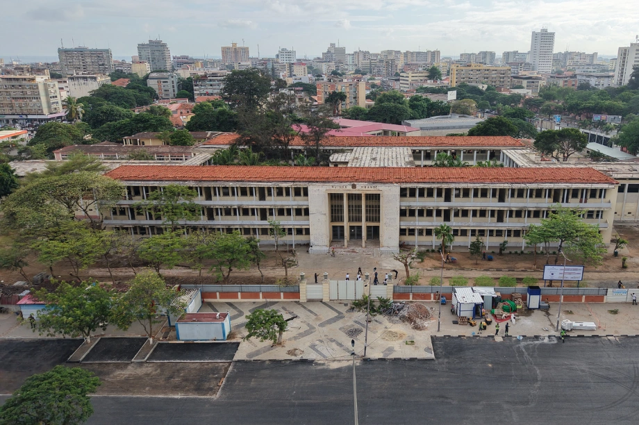Escola Nzinga Mbandi