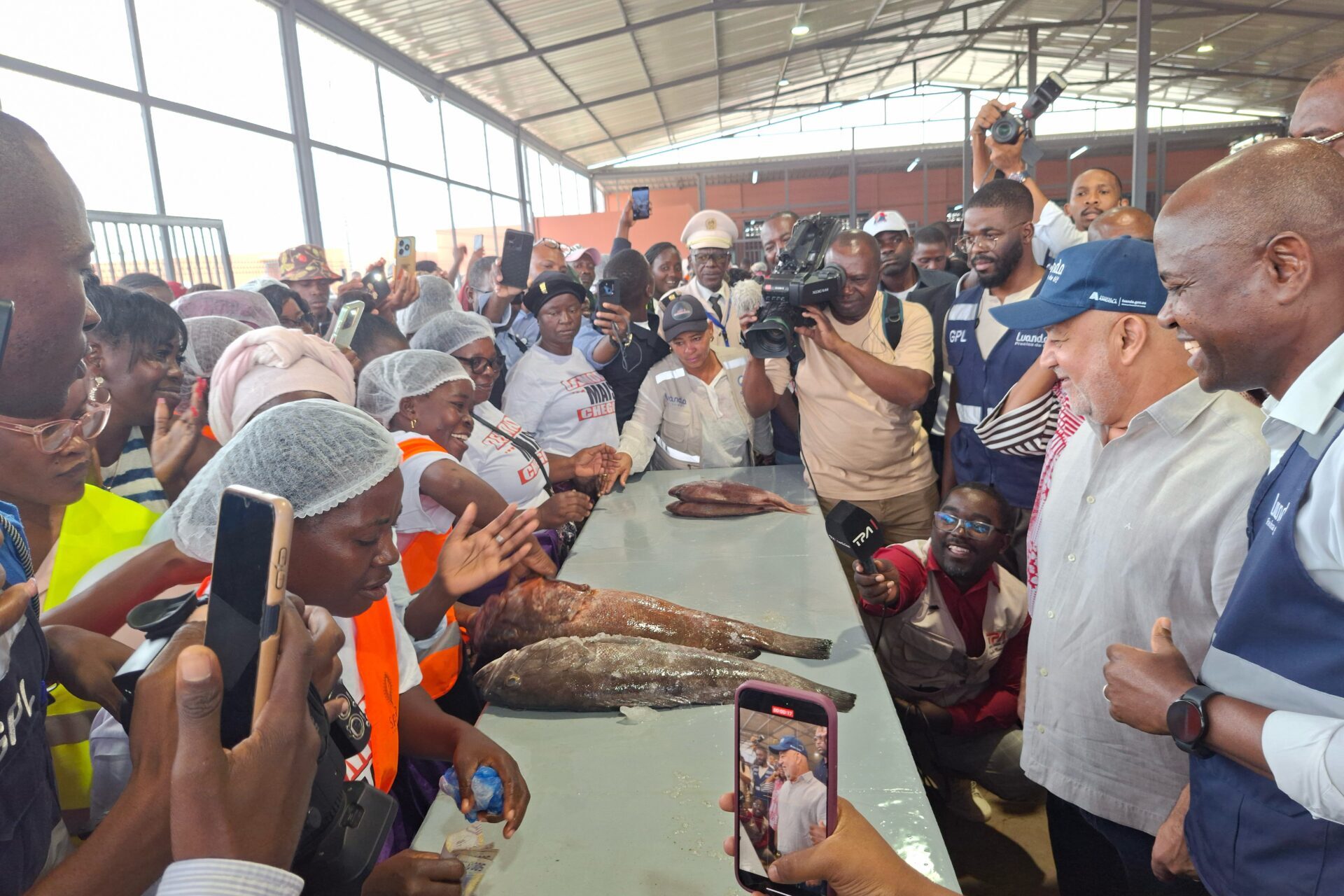 INAUGURACAO MERCADO MABUNDA